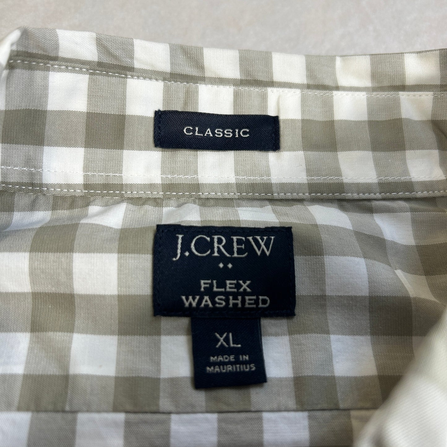 J.CREW Men's Flex Washed Gingham Button Down Shirt - XL Classic Fit - Tan & White
